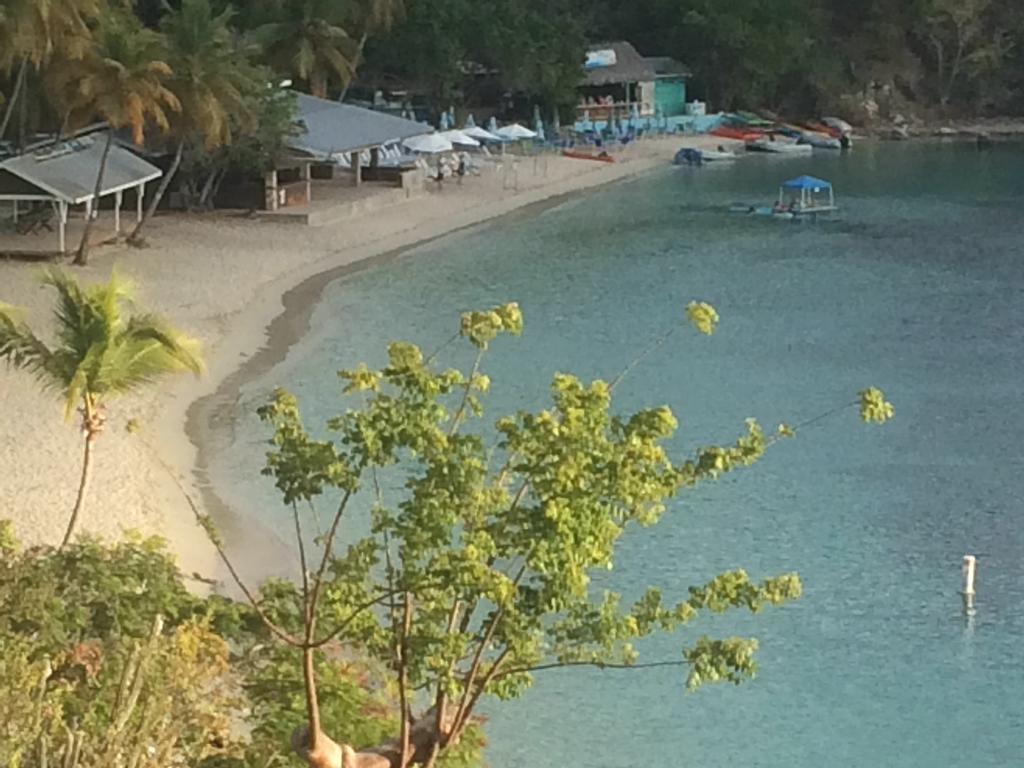 Water Island Hotel & Villas ภายนอก รูปภาพ
